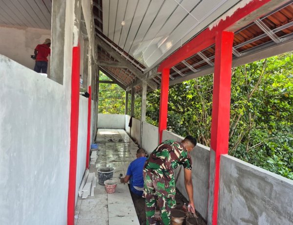Dari Lantai hingga Dinding, TNI Sulap Wajah SD Durin Barat Kab. Bangkalan Lebih Layak